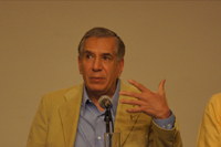Ren&eacute; Avil&eacute;s Fabila recibe homenaje por trayectoria en la Sala M. Ponce del Palacio de Bellas Artes - 50 a&ntilde;os de Literatura - Protagonistas de la literatura mexicana.  Participantes: Miguel Sabido, Silvia Molina, Ren&eacute; Avil&eacute;s, Jos&eacute; Agust&iacute;n, Eraclio Zepeda y Bernardo Ruiz