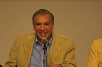 Ren&eacute; Avil&eacute;s Fabila recibe homenaje por trayectoria en la Sala M. Ponce del Palacio de Bellas Artes - 50 a&ntilde;os de Literatura - Protagonistas de la literatura mexicana.  Participantes: Miguel Sabido, Silvia Molina, Ren&eacute; Avil&eacute;s, Jos&eacute; Agust&iacute;n, Eraclio Zepeda y Bernardo Ruiz